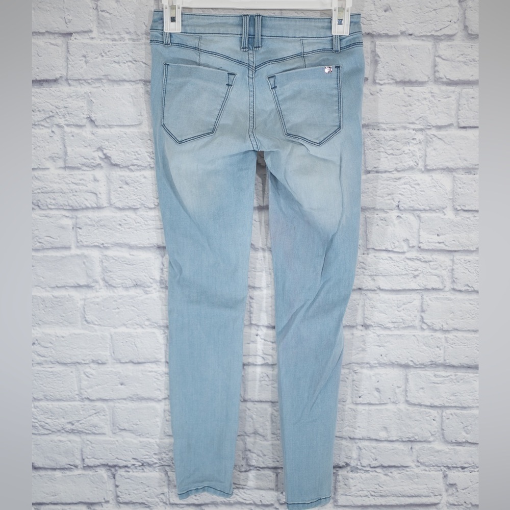 BEBE jeans - Picture 3 of 5